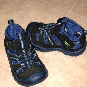 OshKosh Bump Toe Athletic Sandals